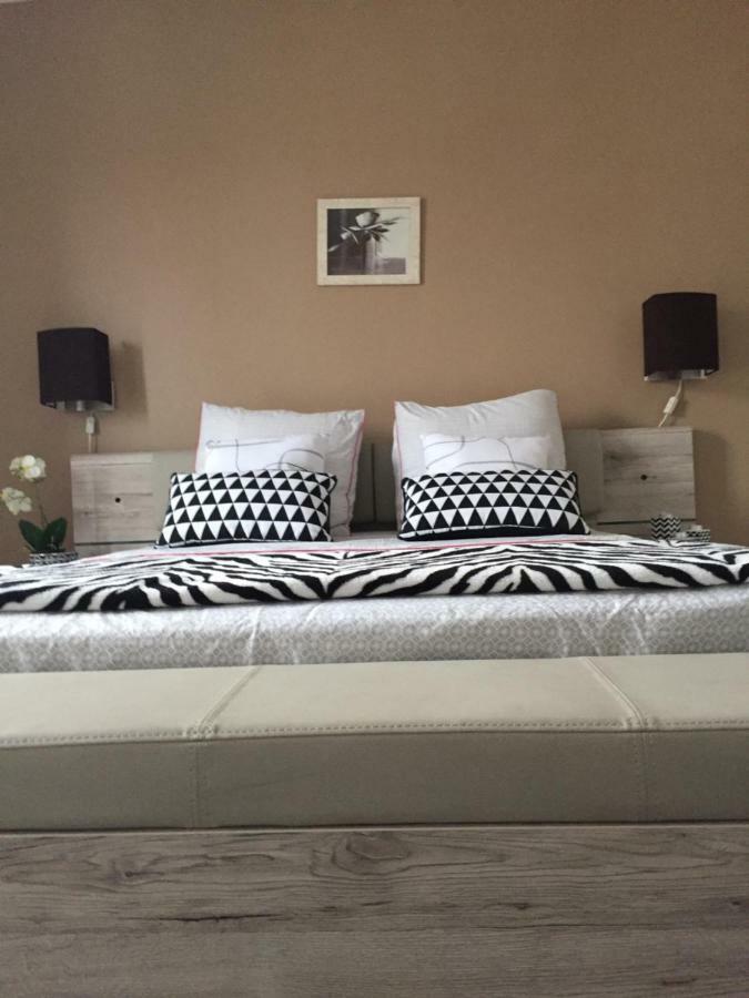 Jasmin Apartment Rouen Bagian luar foto